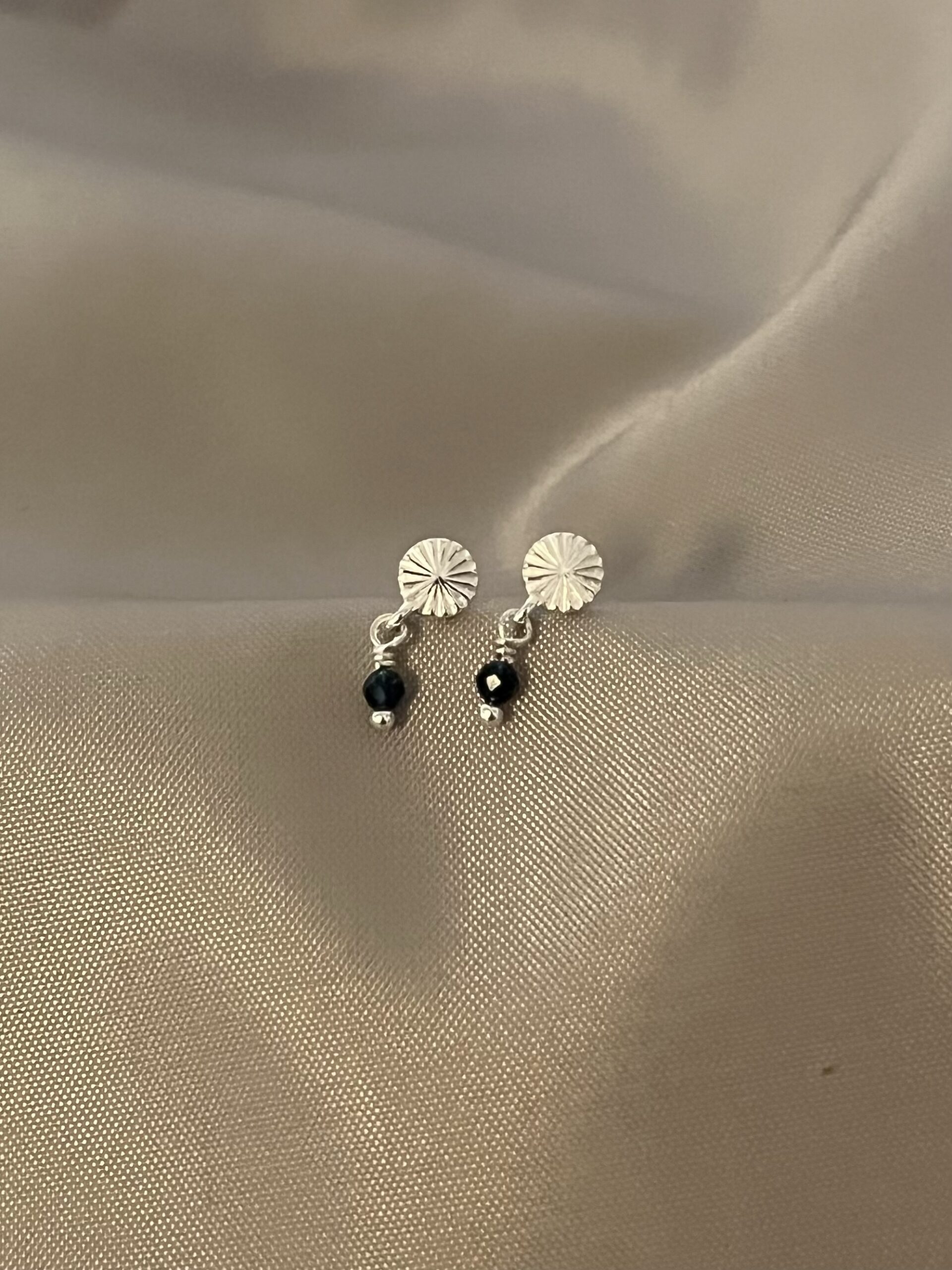 Studenter runde ørestikker – sølv Studenter runde ørestikker - sølv - Billede 6